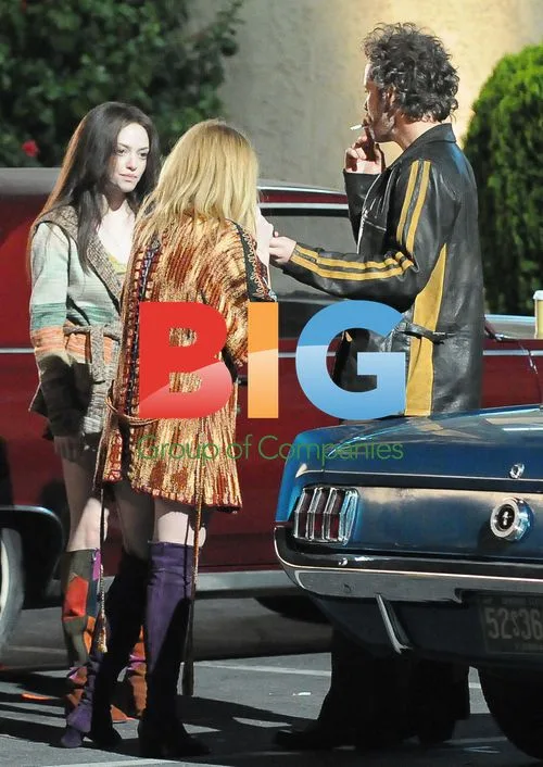 Amanda Seyfried, Juno Temple, Peter Sarsgaard on "Lovelace" set