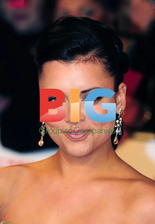 Shona McGarty at 2012 National Television Awards