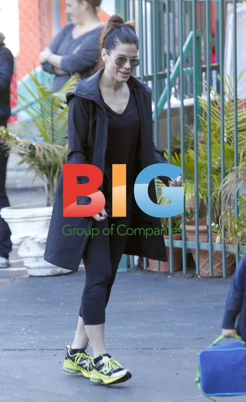 Sandra Bullock drops off son at school