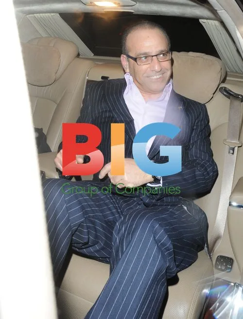 Theo Paphitis Leaving Scotts Restaurant