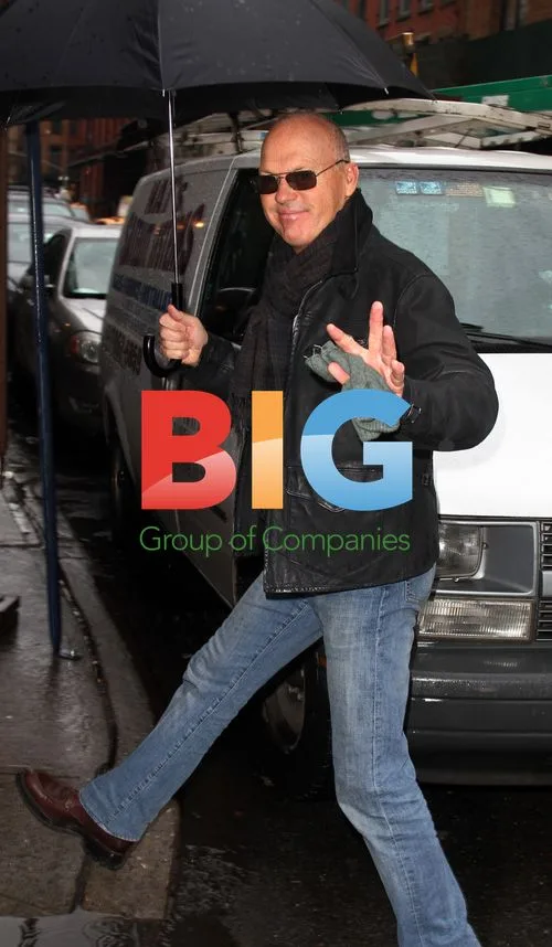 Michael Keaton walks in Soho, NYC
