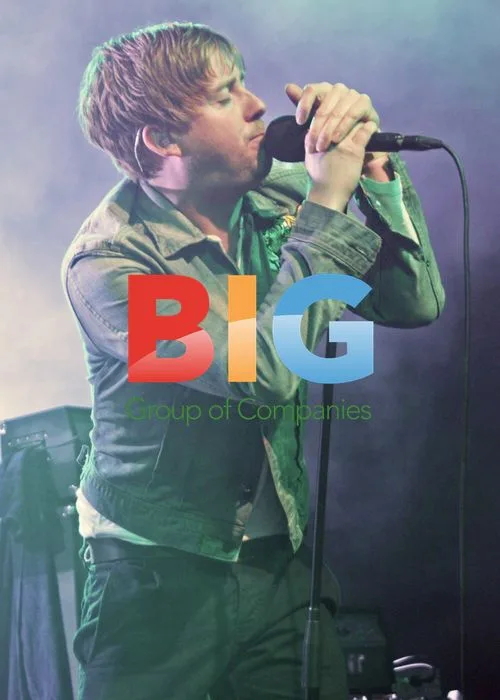 Kaiser Chiefs Perform in Wales