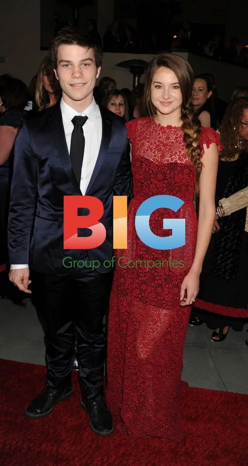 Shailene Woodley & Nick Krause at DGA Awards