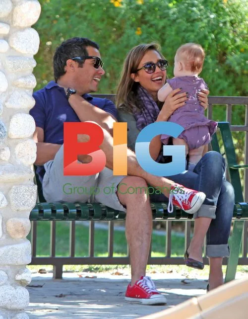 Jessica Alba and Family at Coldwater Canyon Park