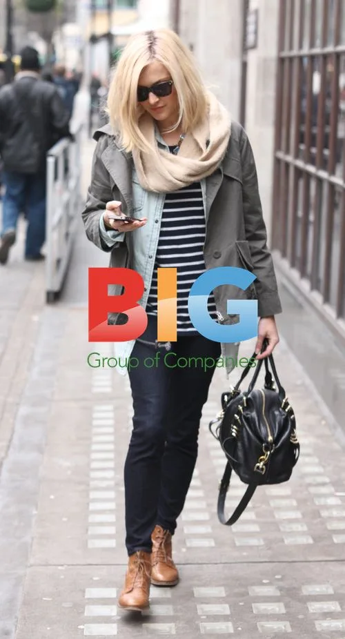 Fearne Cotton Leaves BBC Radio 1 Studios