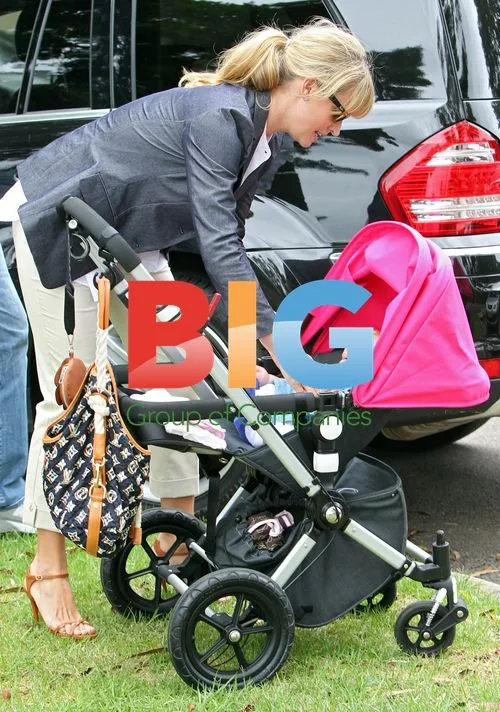 Model Kristy Hinze and family out in Sydney