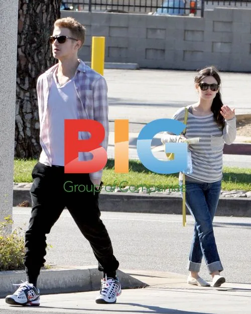 Rachel Bilson and Hayden Christensen shopping in LA