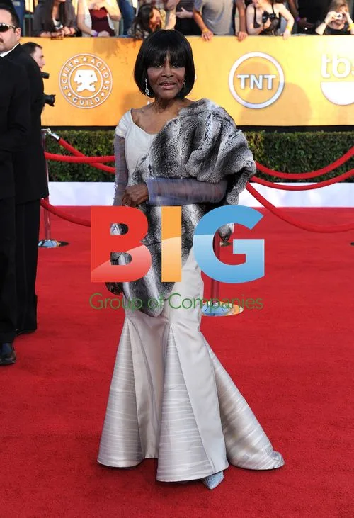 Cicely Tyson Arrives at 2012 SAG Awards