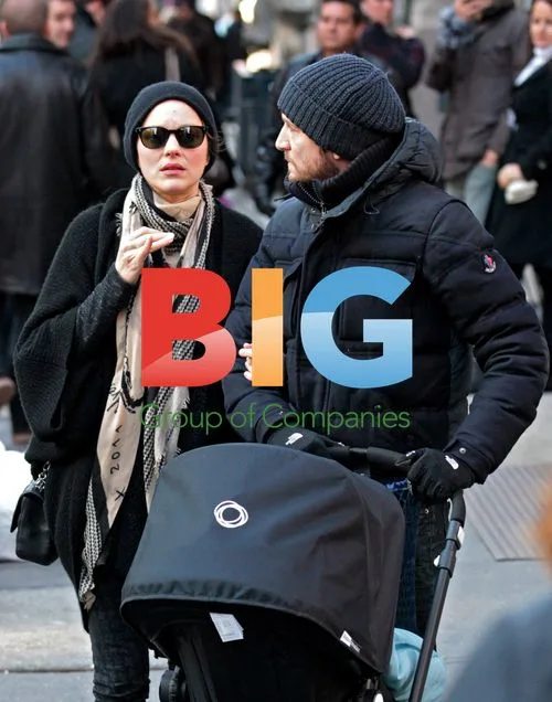 Marion Cotillard and family in Soho, NYC