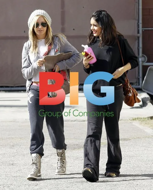 Vanessa Hudgens and Ashley Tisdale Leave Dance Studio