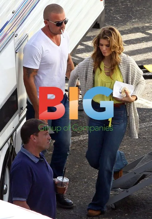 AnnaLynne McCord and Dominic Purcell on 90210 Set
