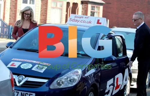 Catherine Tyldesley takes driving lesson