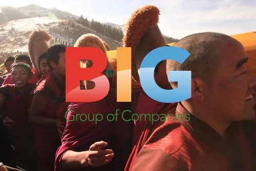 Tibetan Monks Carry Giant Buddha Thangka