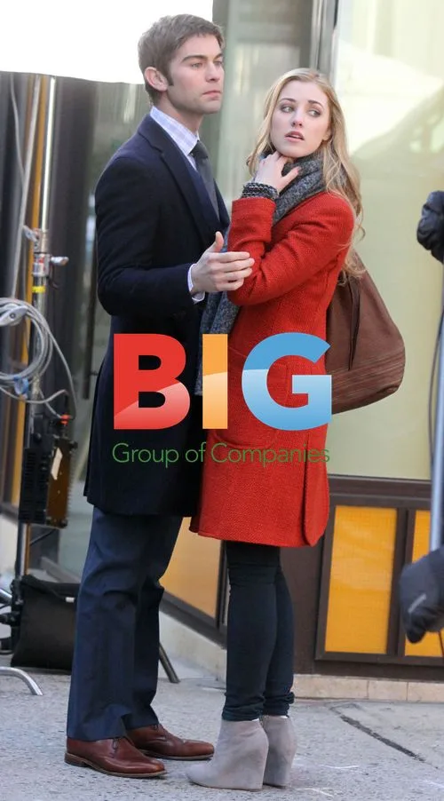 Chace Crawford and Ella Rae Peck on 'Gossip Girl' set