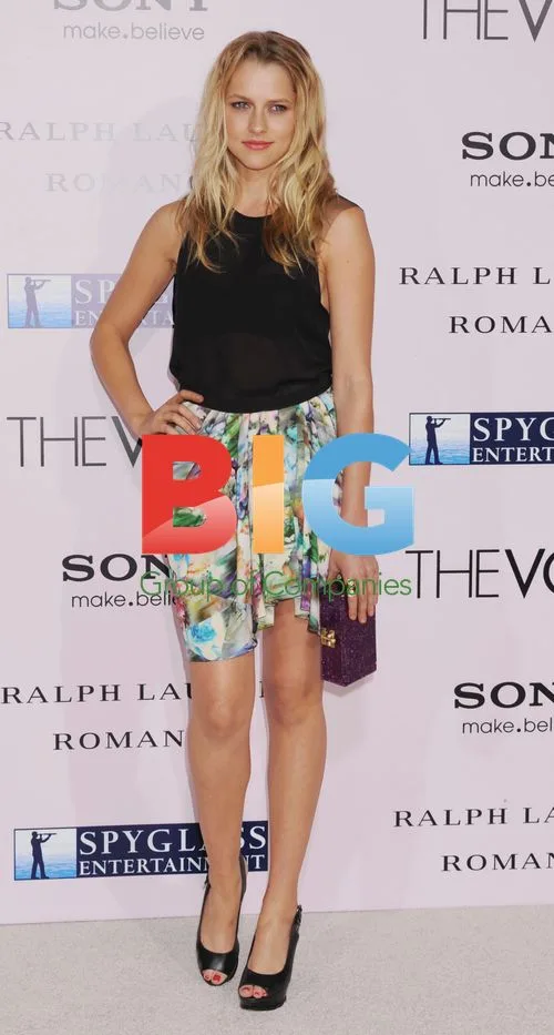 Teresa Palmer at 'The Vow' premiere