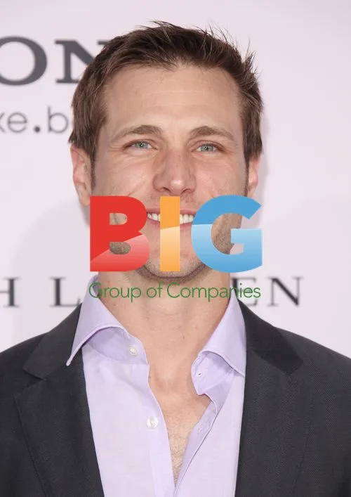 Jake Pavelka at 'The Vow' Premiere