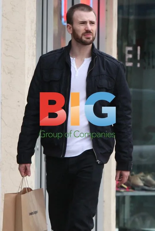 Chris Evans Solo Shopping