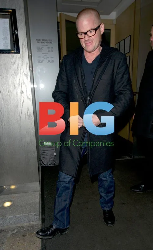 Heston Blumenthal Helps Big Issue Seller