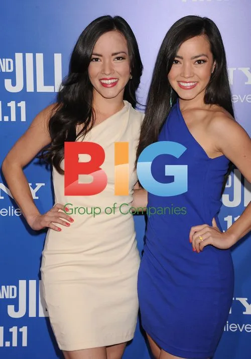 Katie and Kellie Cockrell at Jack And Jill Premiere