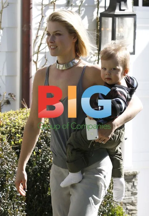 Ali Larter with son Theodore