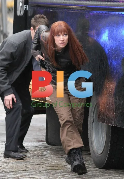 Anna Torv, Seth Gabel film 'Fringe' in Vancouver