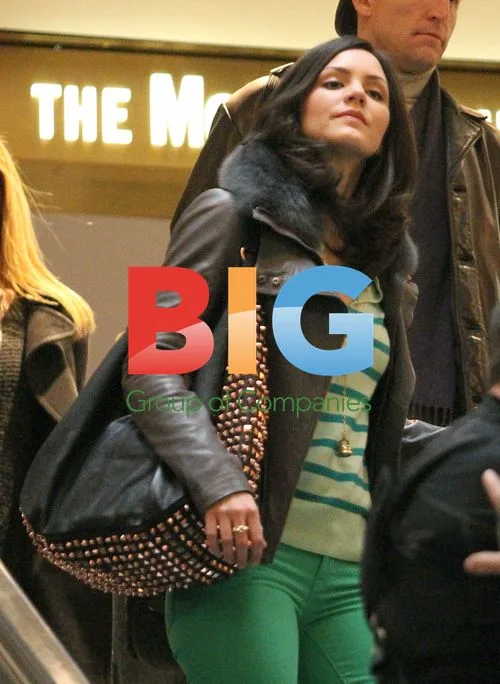 Katharine McPhee on 'Smash' Set