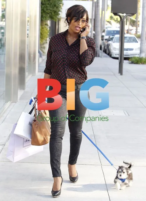Toccara Jones Shopping in LA