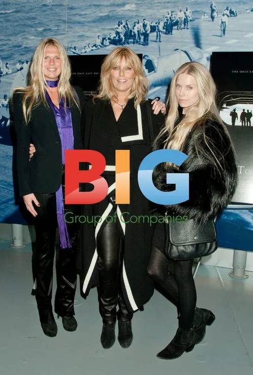 Alexandra Richards, Patti Hansen and Theodora Richards at Act of Valor Premiere