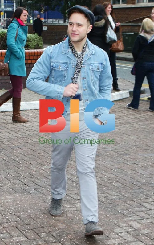 Olly Murs Meets Fans in Birmingham