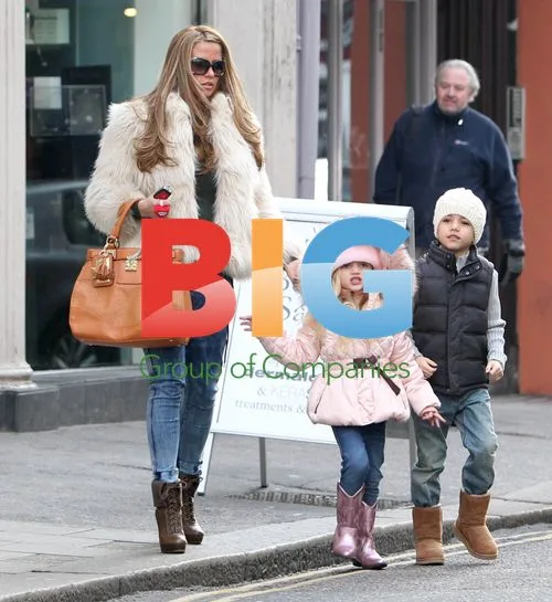 Katie Price takes kids for haircut