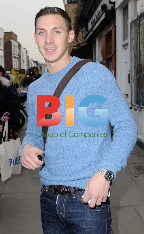 Kirk Norcross Shopping for T-Shirts