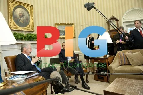 Obama Meets Italian PM Monti in Oval Office