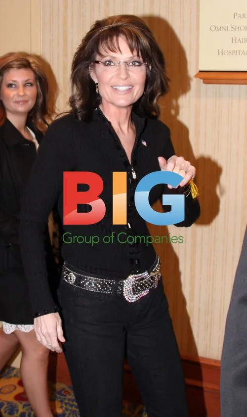 Sarah Palin Arrives at CPAC 2012