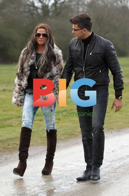 Katie Price and Leandro Penna Visit Stables
