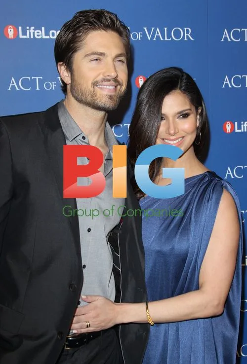 Eric Winter and Roselyn Sanchez at 'Act Of Valor' premiere
