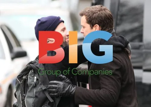 Joshua Jackson & Anna Torv on 'Fringe' Set