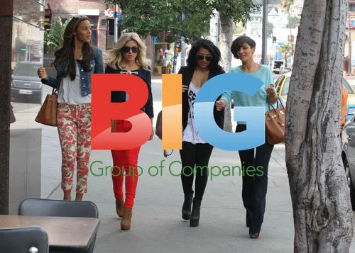 The Saturdays Grab Breakfast in WeHo