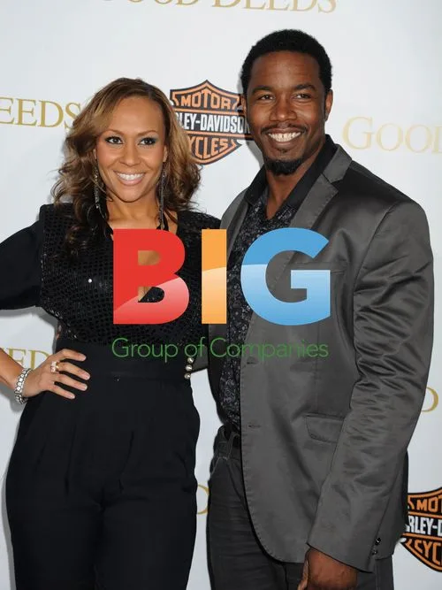 Michael Jai White and Kiki Haynes at Good Deeds Premiere