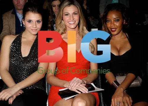 Alexandra Chando, Erin Andrews at Pamella Roland Show