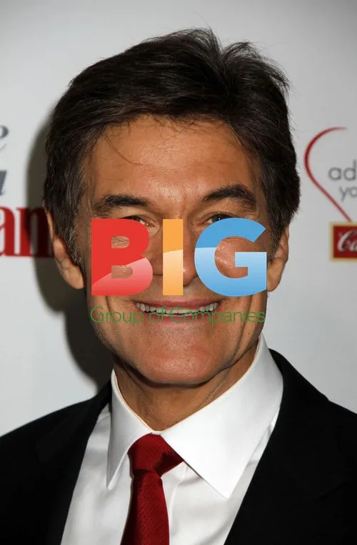 Dr. Oz at Woman's Day Red Dress Awards
