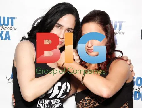 Octomom at Pillow Fight Press Conference