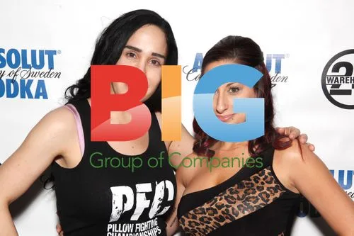 Octomom and opponent at pillow fight press conference