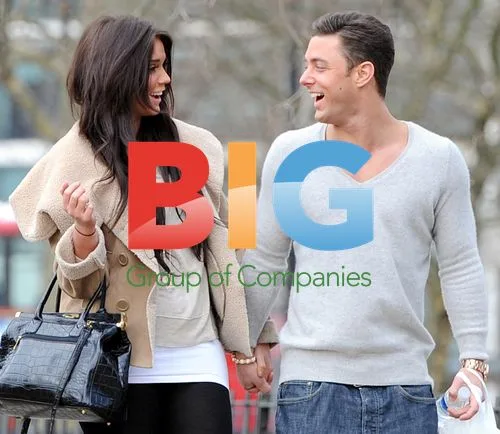 Vicky Pattinson and Ricci Guarnaccio Shopping & Eating