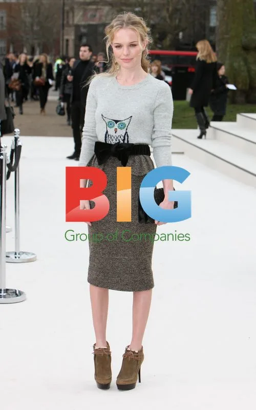 Kate Bosworth at Burberry Fashion Show