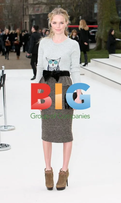 Kate Bosworth at Burberry Fashion Show