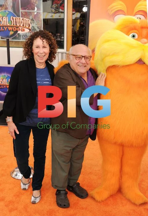 DeVito, Perlman & Daughter at 'The Lorax' Premiere