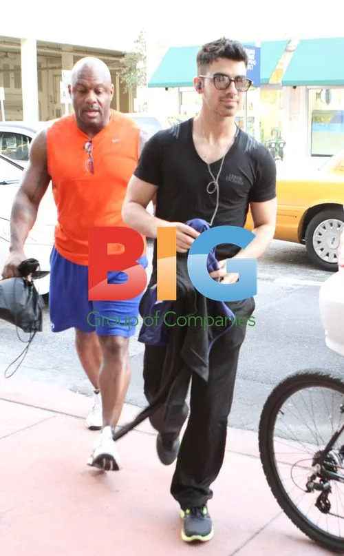 Joe Jonas Works Out in Miami