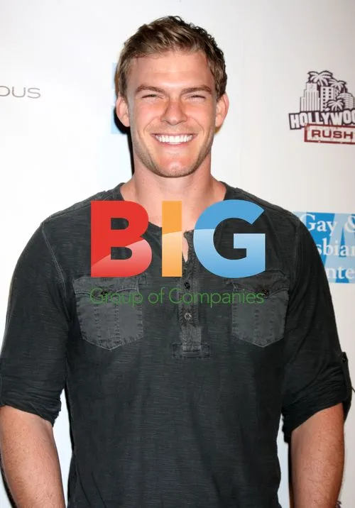 Alan Ritchson at Hollywood Rush Gala