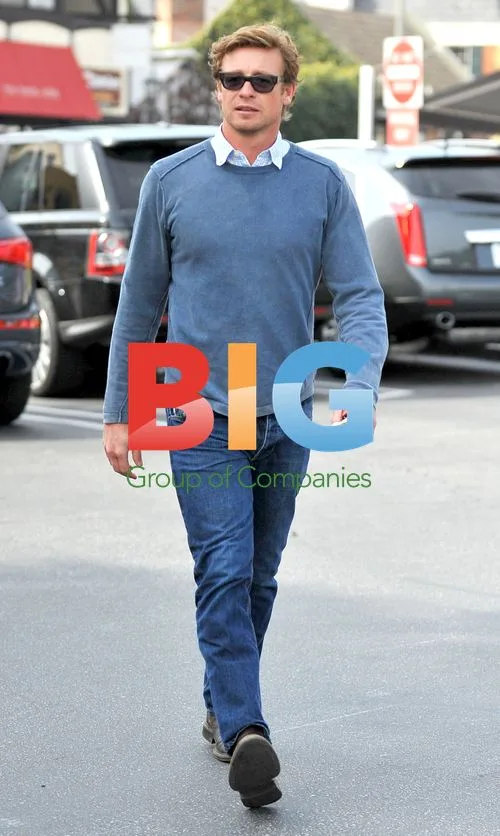 Simon Baker out for lunch