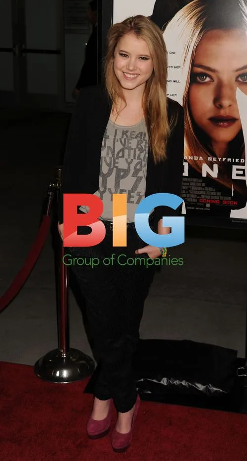Taylor Spreitler at Gone Premiere